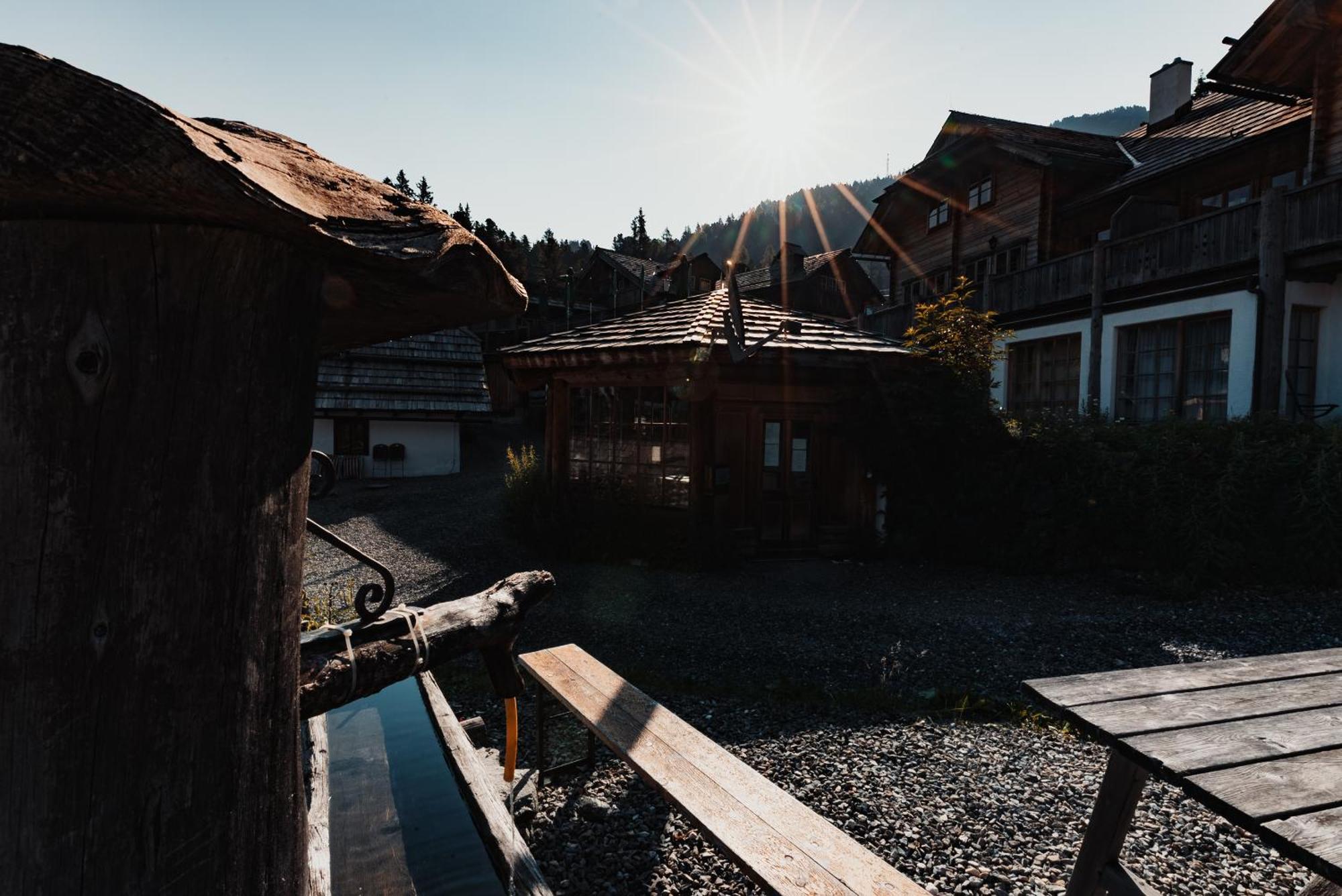 Mei Zeit Huettendorf Turracher Hohe Dış mekan fotoğraf